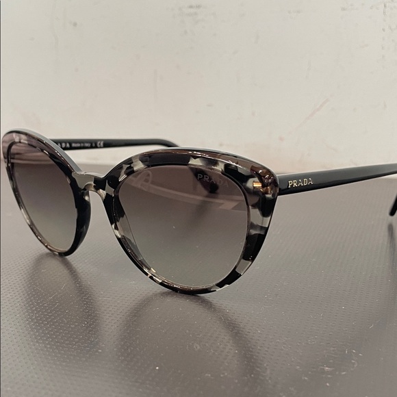 Prada Women's Sunglasses in Black and Cream - Picture 1 of 4